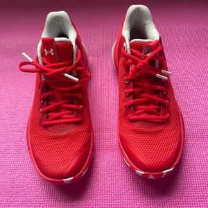 Women Under Armour  Basketball shoes